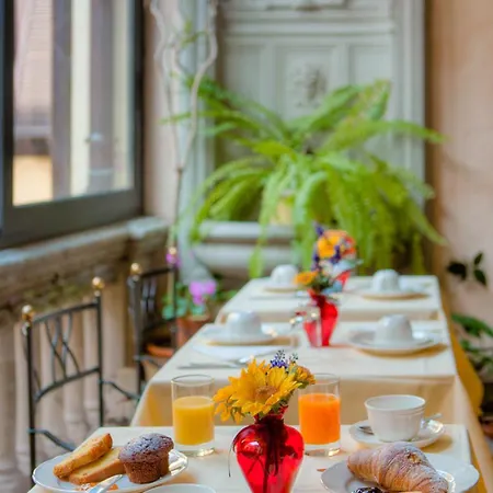 Torre Guelfa Palazzo Acciaiuoli Florence