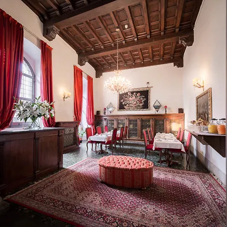 Hotel Torre Guelfa Palazzo Acciaiuoli 4*