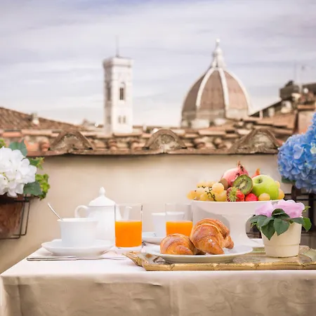 Torre Guelfa Palazzo Acciaiuoli Florence