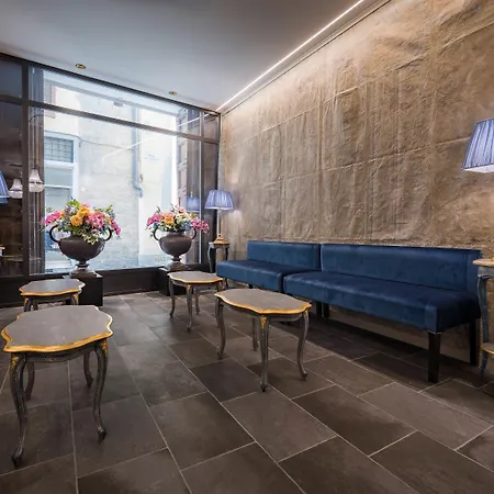 Hotel Torre Guelfa Palazzo Acciaiuoli 4*