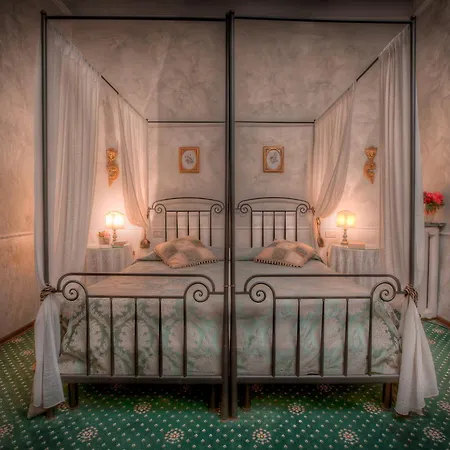 Hotel Torre Guelfa Palazzo Acciaiuoli 4*