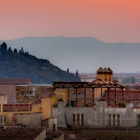 Torre Guelfa Palazzo Acciaiuoli Florence