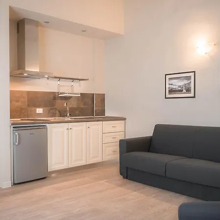 Torre Guelfa Palazzo Acciaiuoli