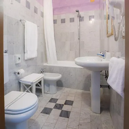 Hotel Torre Guelfa Palazzo Acciaiuoli 4*