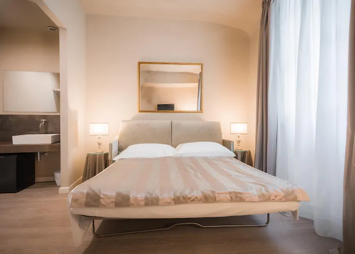 Torre Guelfa Palazzo Acciaiuoli Hotel 4*