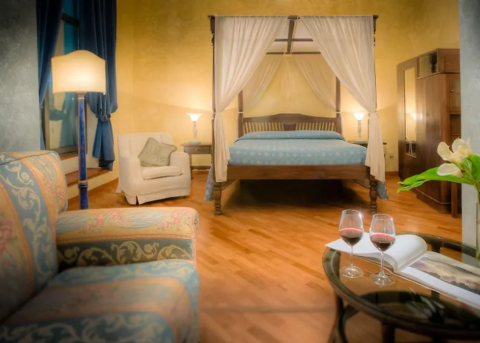 Torre Guelfa Palazzo Acciaiuoli 4* Florence