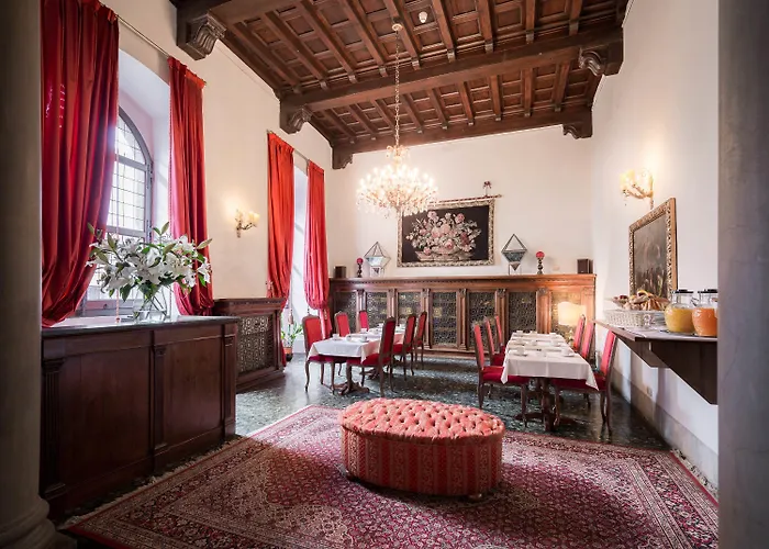 Hotel Torre Guelfa Palazzo Acciaiuoli 4*
