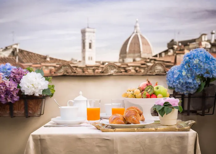 Torre Guelfa Palazzo Acciaiuoli Florence