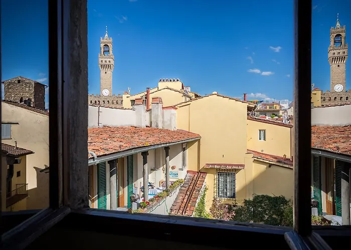 Torre Guelfa Palazzo Acciaiuoli Hotel