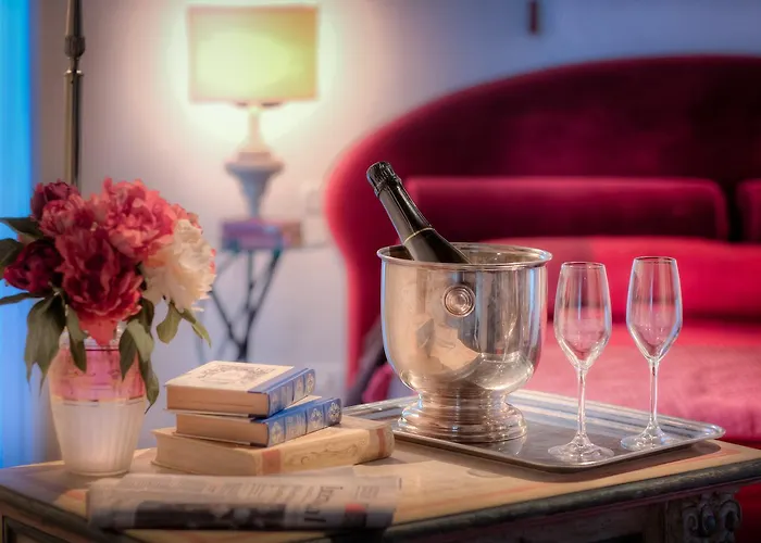 Torre Guelfa Palazzo Acciaiuoli