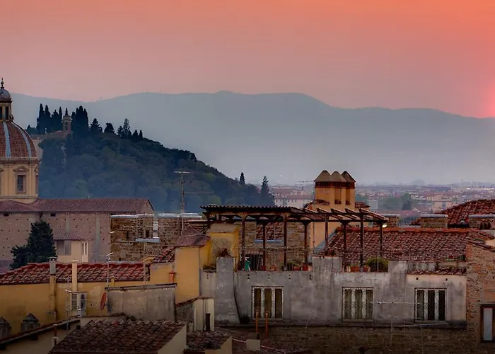 Torre Guelfa Palazzo Acciaiuoli Florence