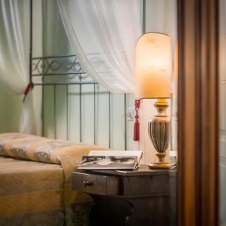 Hotel Torre Guelfa Palazzo Acciaiuoli Florencie